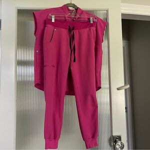 Figs scrubs: electric orchard, size S pants and XXS top